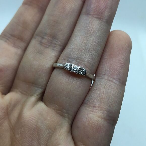 💛 925 Triple Diamond Promise Ring - Picture 4 of 4